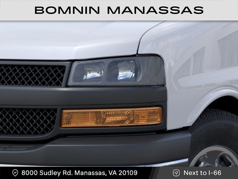 2025 Chevrolet Express Cargo WT