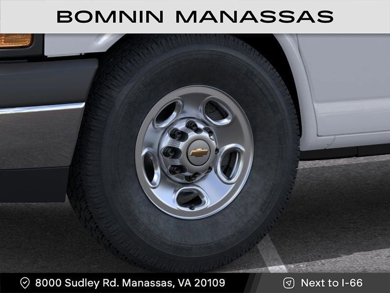 2025 Chevrolet Express Cargo WT