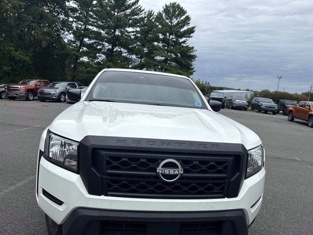 2022 Nissan Frontier Crew Cab S 4x4