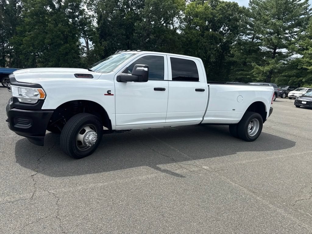 2024 RAM 3500 Tradesman Crew Cab 4x4 8' Box