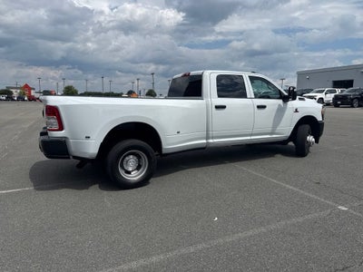 2024 RAM 3500 Tradesman Crew Cab 4x4 8' Box