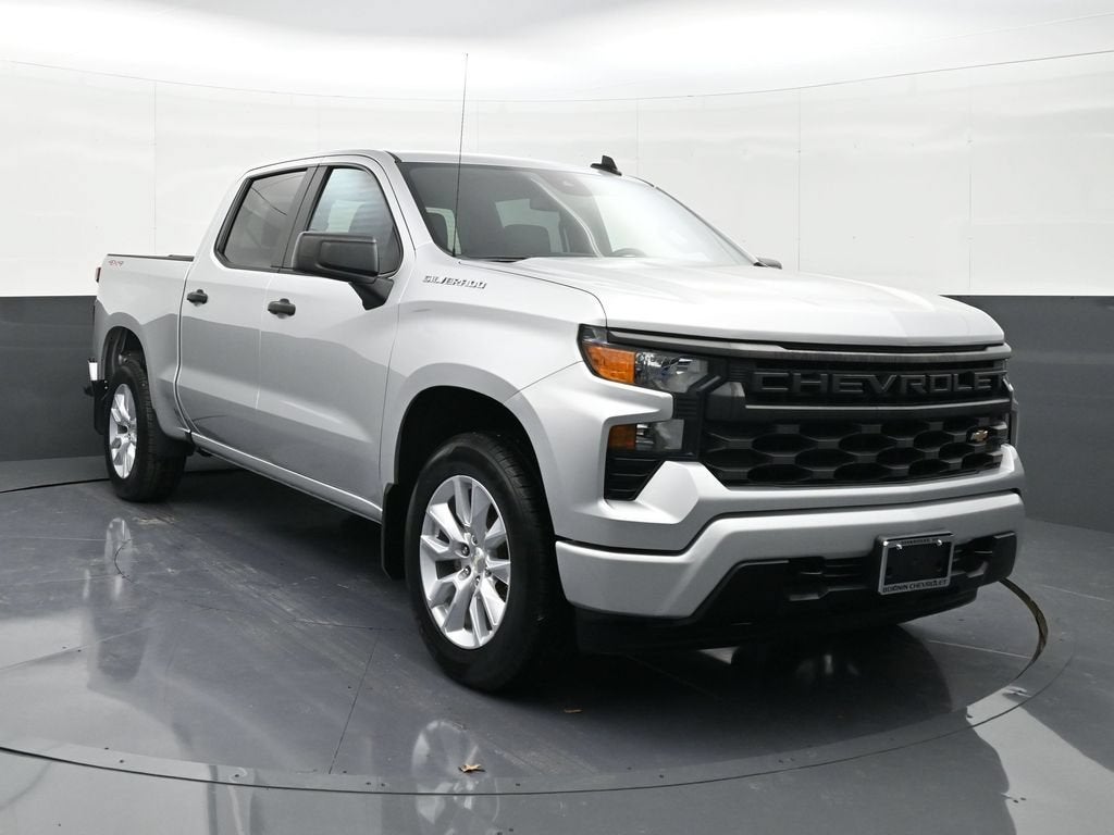2022 Chevrolet Silverado 1500 Custom