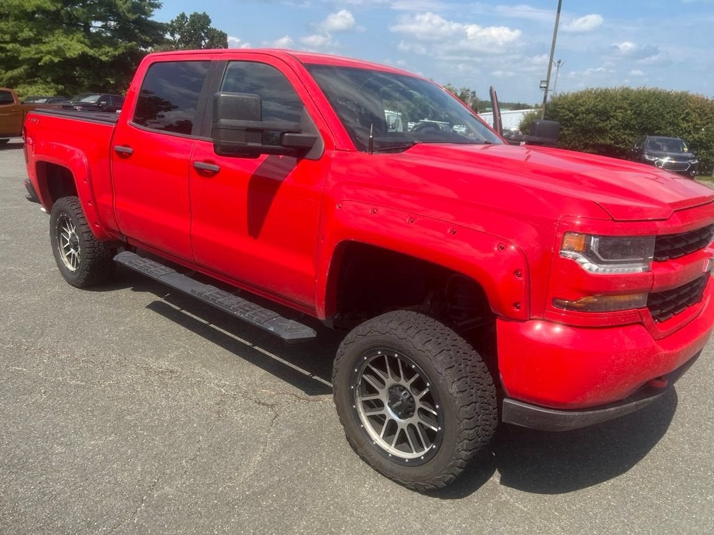 2018 Chevrolet Silverado 1500 Custom