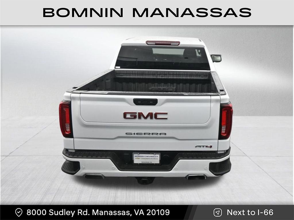 2023 GMC Sierra 1500 AT4