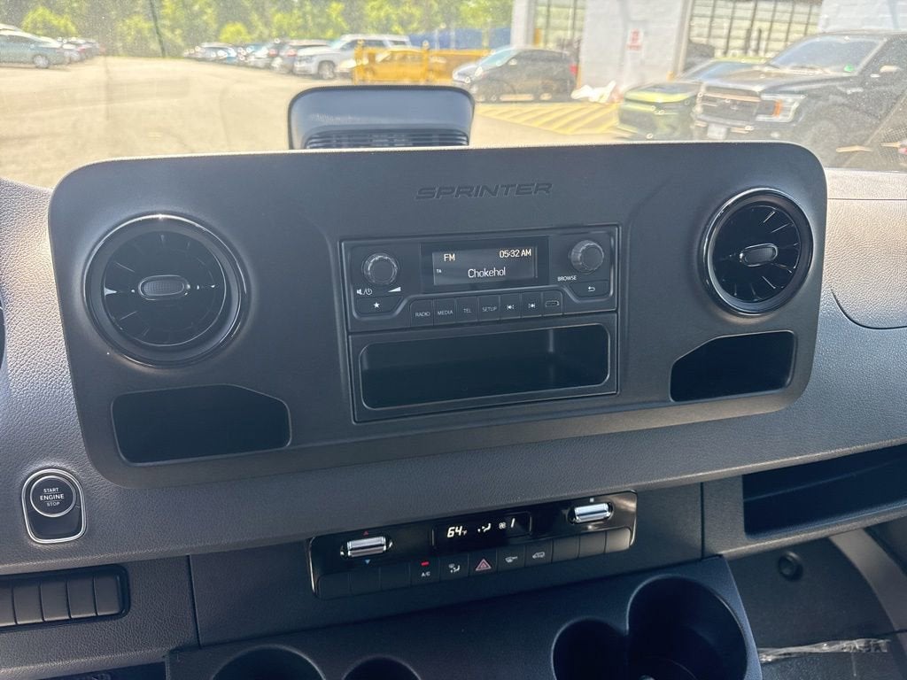 2025 Mercedes-Benz Sprinter 2500 High Roof 4-Cyl Diesel HO
