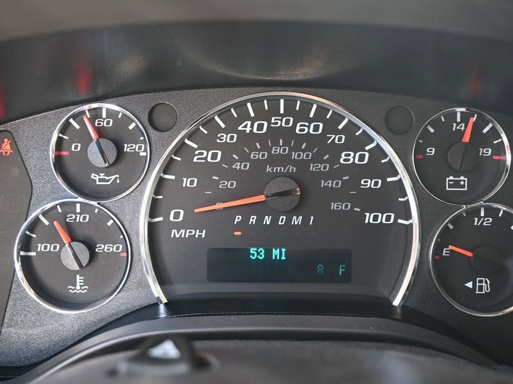 2025 Chevrolet Express Cutaway 3500 1WT