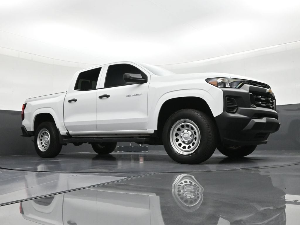 2024 Chevrolet Colorado WT