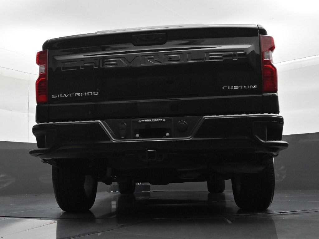2022 Chevrolet Silverado 1500 Custom