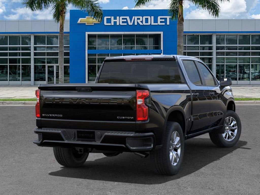 2025 Chevrolet Silverado 1500 Custom