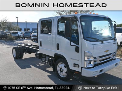 2025 Chevrolet Low Cab Forward 4500 Base