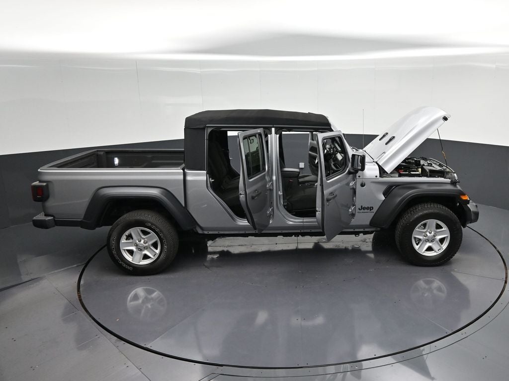 2020 Jeep Gladiator Sport
