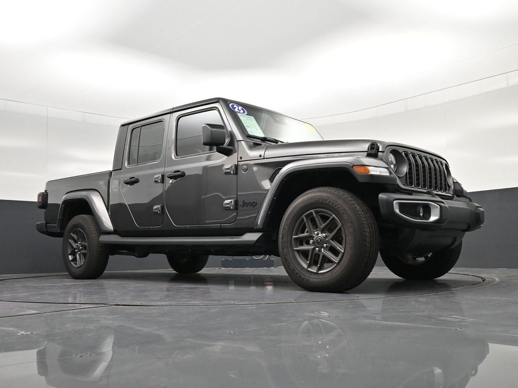 2025 Jeep Gladiator Sport S