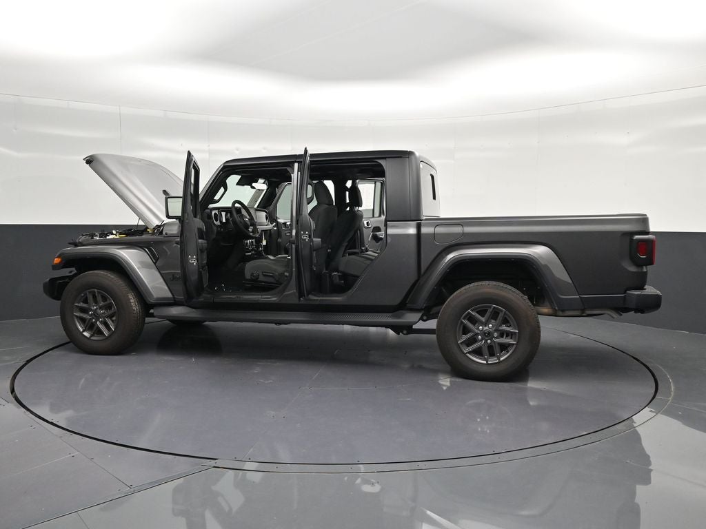 2025 Jeep Gladiator Sport S