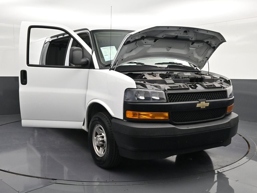 2022 Chevrolet Express 3500 Work Van Cargo