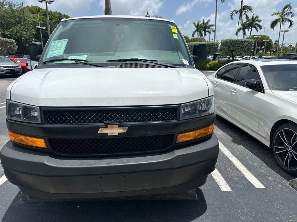 2022 Chevrolet Express 3500 Work Van Cargo