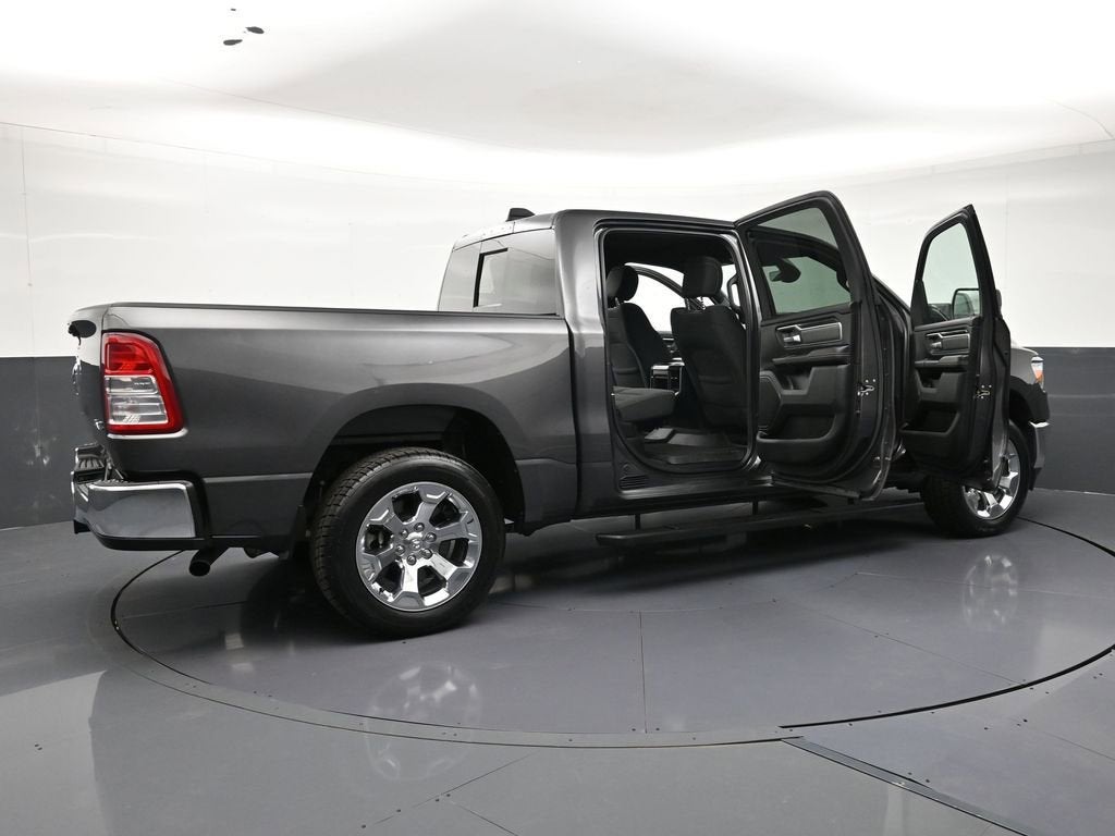 2022 RAM 1500 Big Horn Crew Cab 4x4 5'7" Box