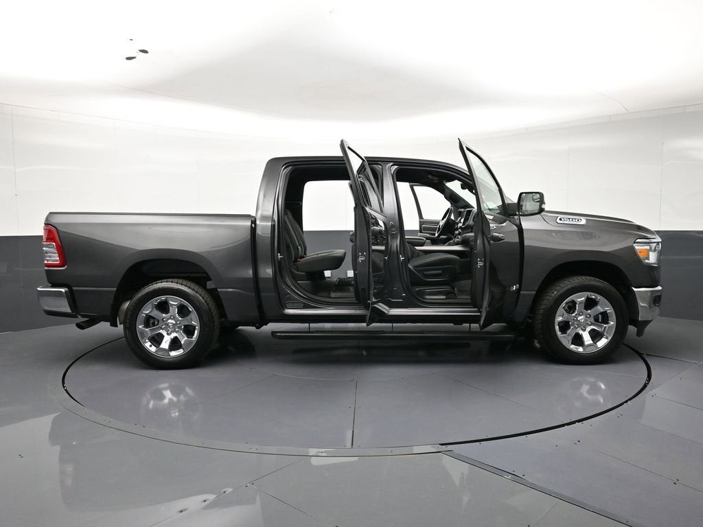 2022 RAM 1500 Big Horn Crew Cab 4x4 5'7" Box
