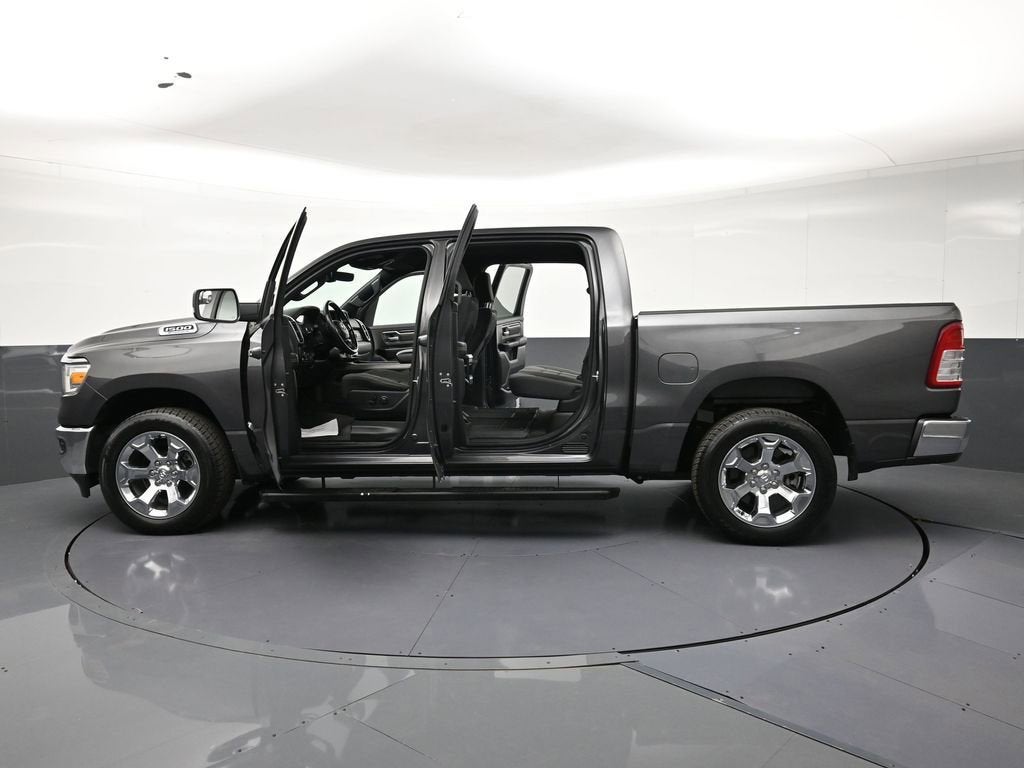 2022 RAM 1500 Big Horn Crew Cab 4x4 5'7" Box