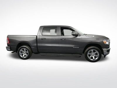 2022 RAM 1500 Big Horn Crew Cab 4x4 5'7" Box